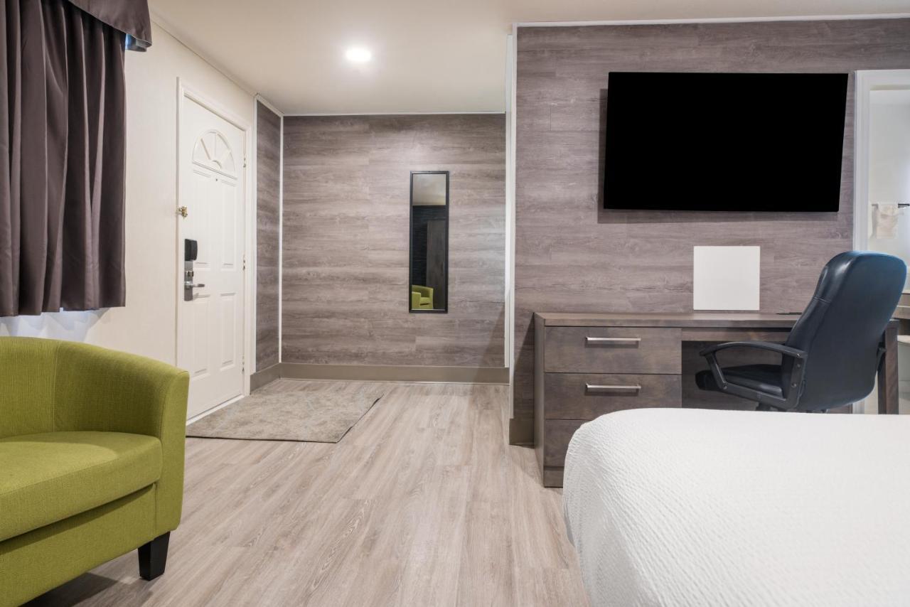 Glengarry Extended Stays トゥルーロ エクステリア 写真